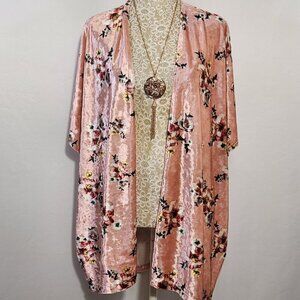 Do Everything in Love Women's One Size Velour Floral Kimono Cardigan Cover-Up